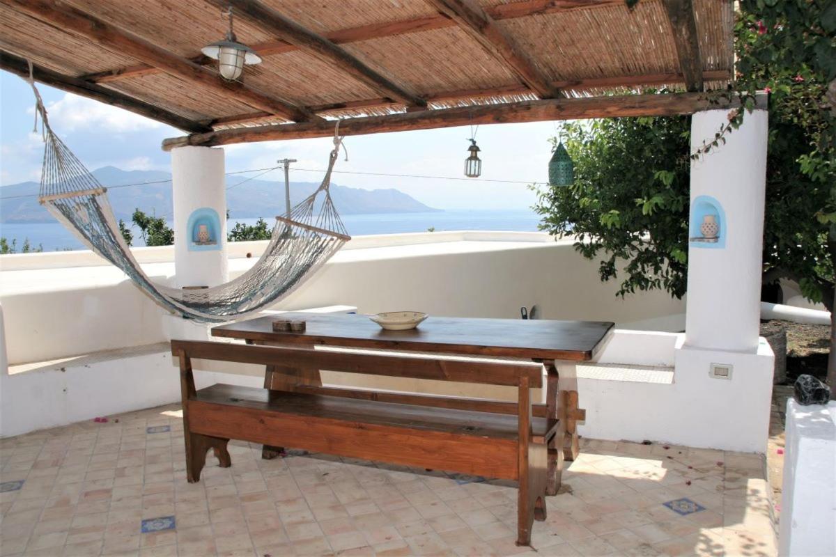 Case Al Mare - Terrazzi Panoramici E Ampio Giardino Санта-Марина-Салина Экстерьер фото