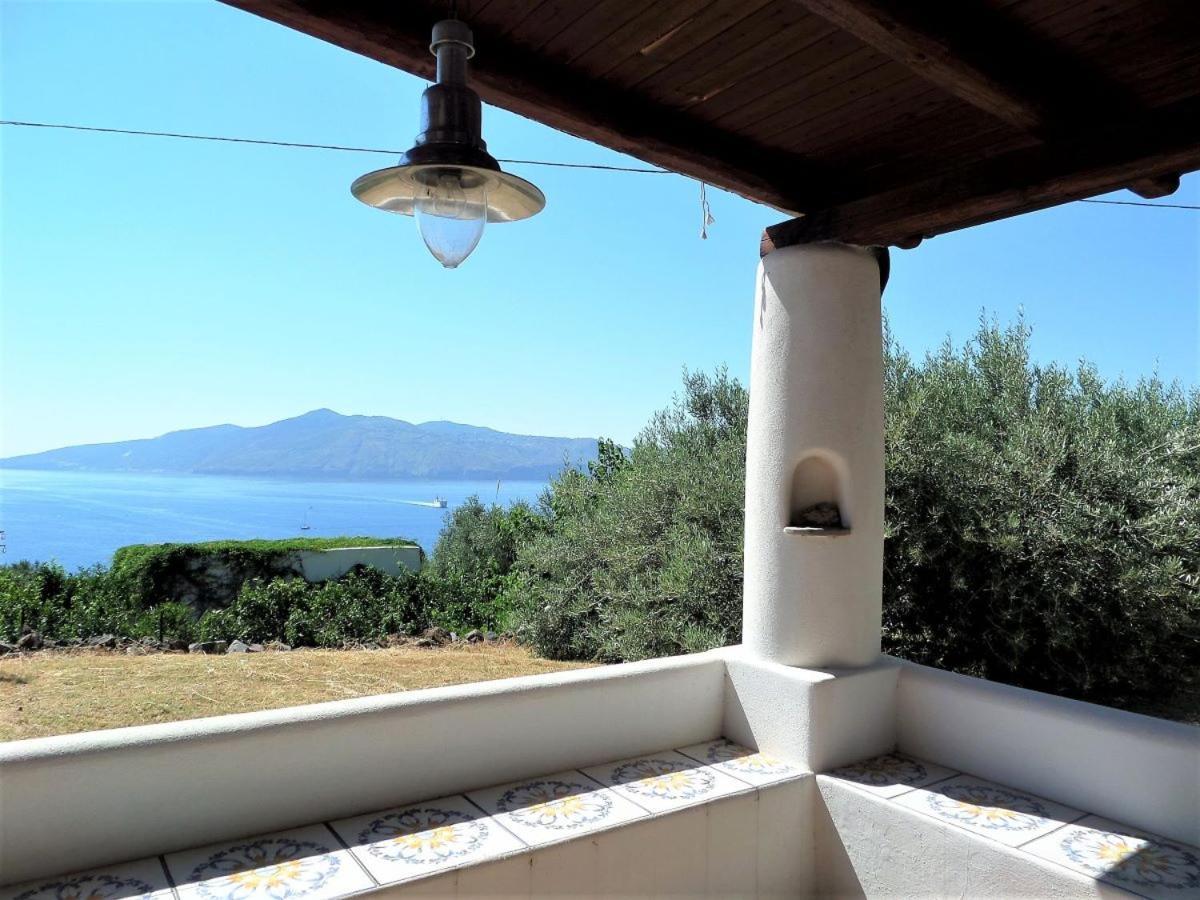 Case Al Mare - Terrazzi Panoramici E Ampio Giardino Санта-Марина-Салина Экстерьер фото