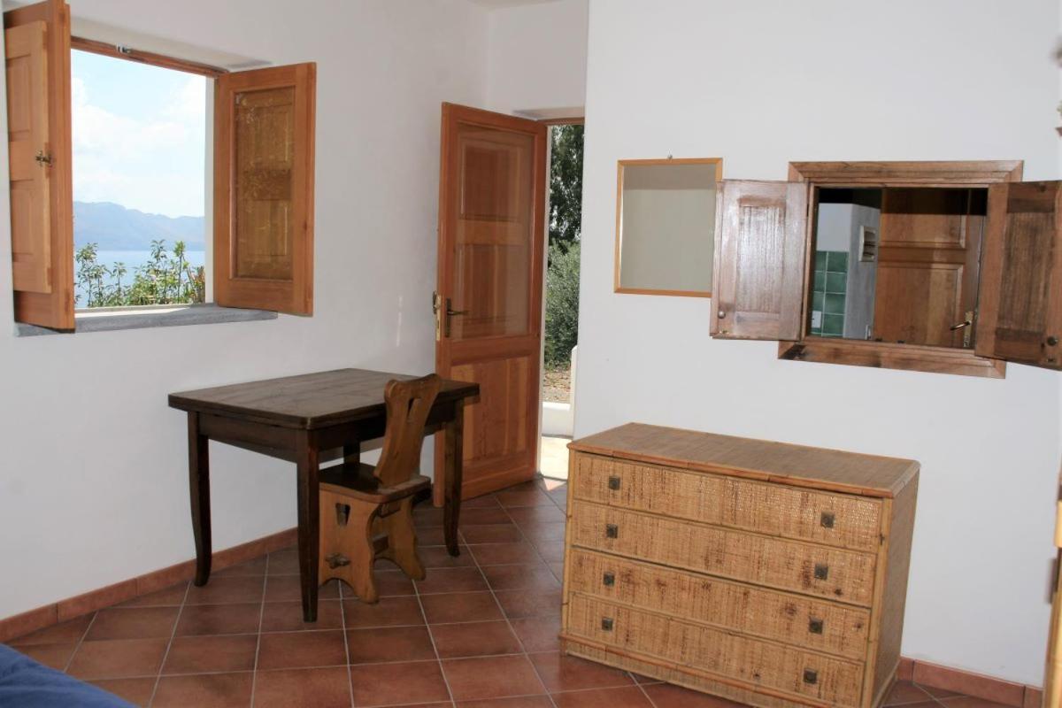 Case Al Mare - Terrazzi Panoramici E Ampio Giardino Санта-Марина-Салина Экстерьер фото