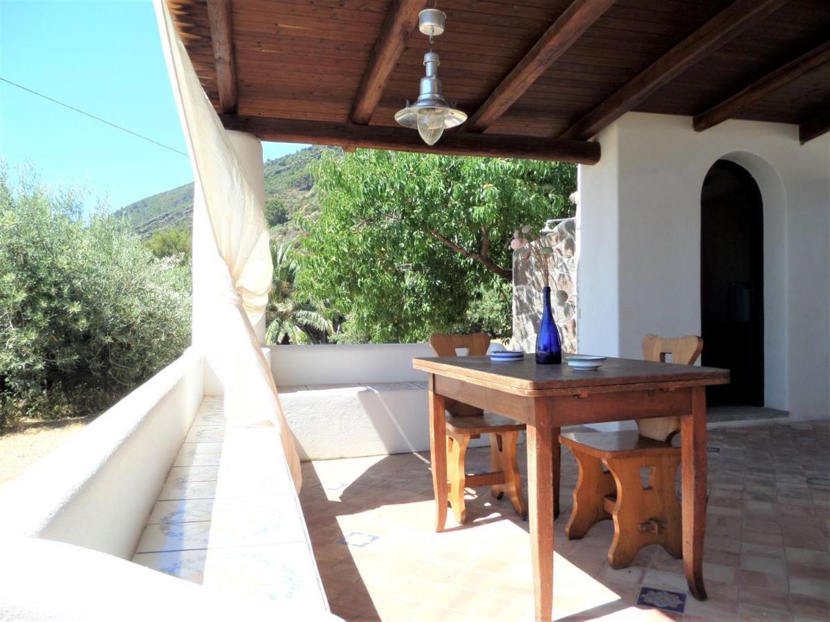 Case Al Mare - Terrazzi Panoramici E Ampio Giardino Санта-Марина-Салина Экстерьер фото