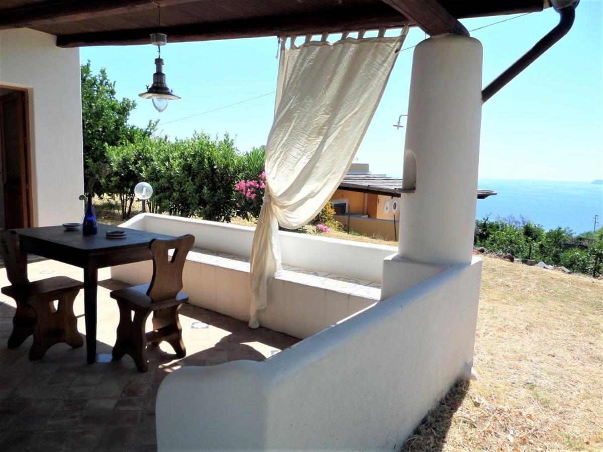Case Al Mare - Terrazzi Panoramici E Ampio Giardino Санта-Марина-Салина Экстерьер фото