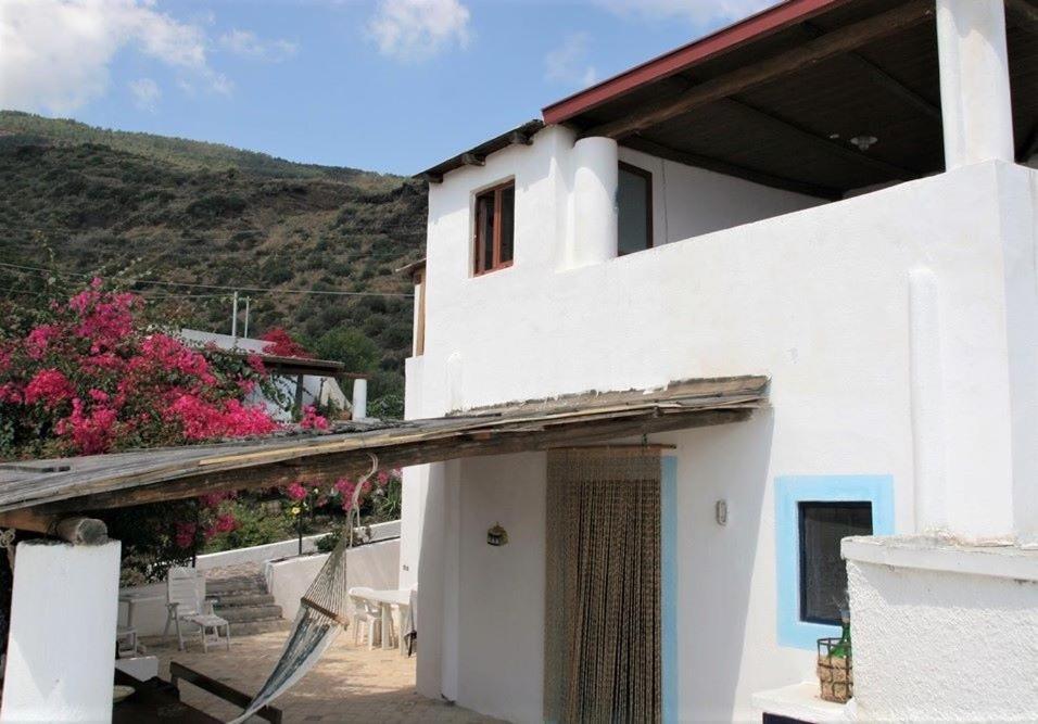Case Al Mare - Terrazzi Panoramici E Ampio Giardino Санта-Марина-Салина Экстерьер фото
